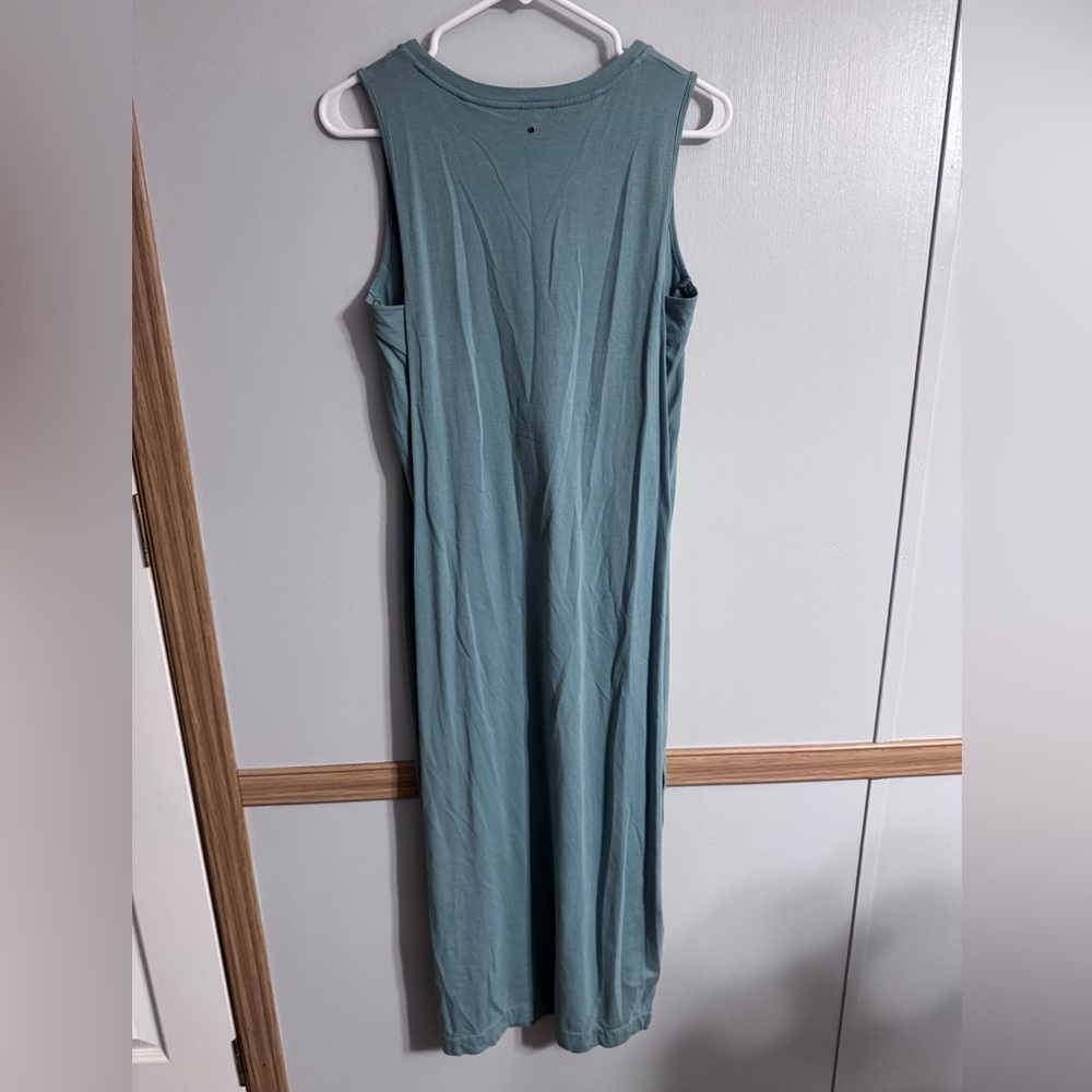 Cuyana Sleeveless Seafoam Green Drape Back Dress Size Medium - Picture 2 of 13